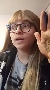 Snapshot of Aurora_blaack chatting on 11.13.25 Aurora blaack online show from 11.13.25