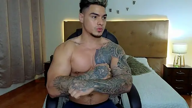 Steven Velez online show from 10.05.25