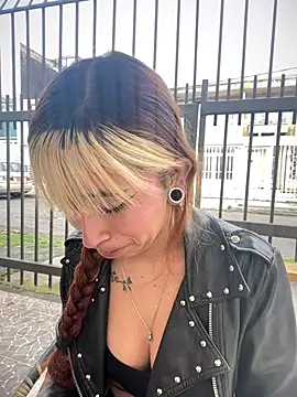 Sallem Pink online show from 12.02.25