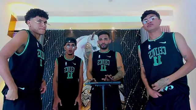 Dominic Max  online show from 10.31.25