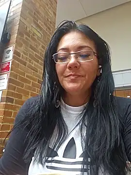 karla valk1 online show from 09.25.25