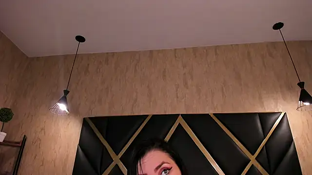 MeganHoffmaan online show from 09.10.25