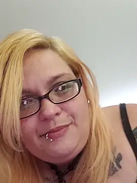 Jynxthefoxyfuck online show from 11.11.25