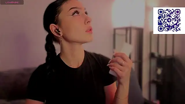 kara liffe online show from 04.27.26