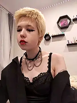 CarolineRichter online show from 10.02.25