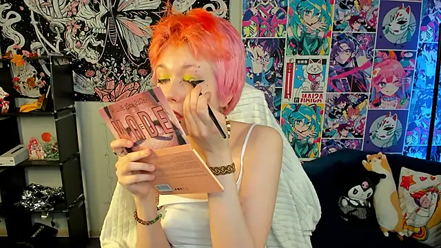 CarolineRichter online show from 11.30.25