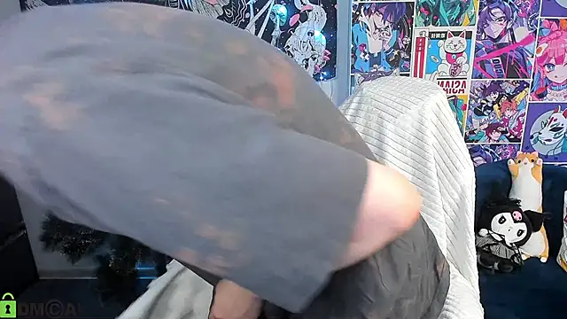 CarolineRichter online show from 12.21.25