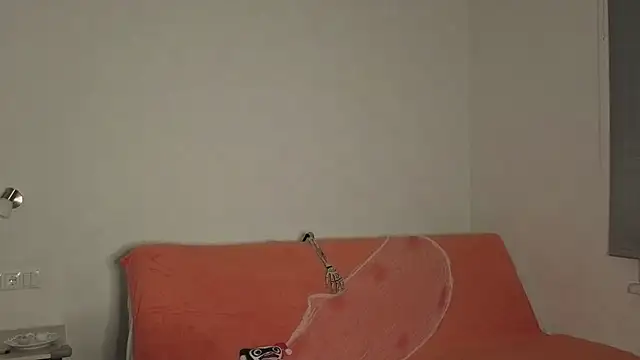 Snapshot of sladkoezzzka chatting on 10.31.25 sladkoezzzka online show from 10.31.25