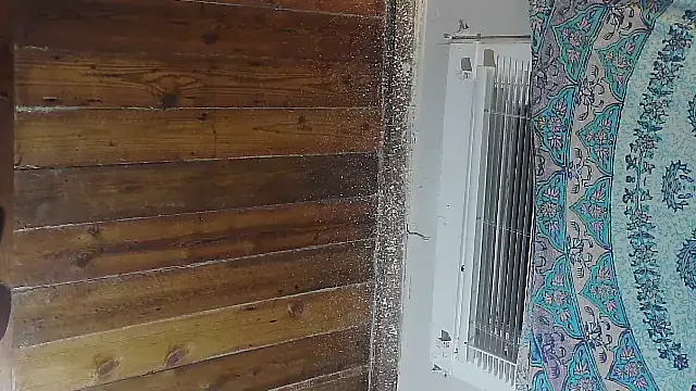 Snapshot of g0lden_are0las89 chatting on 09.19.25 g0lden are0las89 online show from 09.19.25