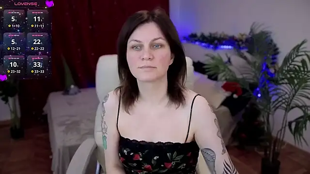 TinaMelt online show from 11.21.25