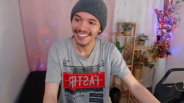 Snapshot of Xoxo_Smiles chatting on 01.13.26 Xoxo Smiles online show from 01.13.26