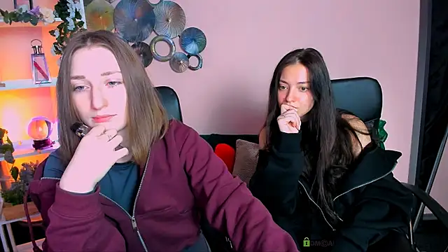 eva smiith  online show from 04.13.26