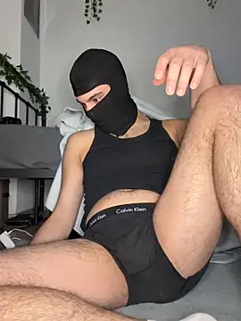 Snapshot of masterturk3 chatting on 11.18.25 masterturk3 online show from 11.18.25