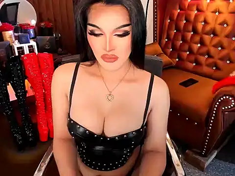 Snapshot of devongarcia chatting on 09.14.25 devongarcia online show from 09.14.25