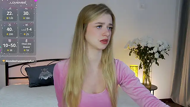 KelsiWest online show from 10.23.25