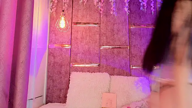 amberthangels online show from 10.09.25