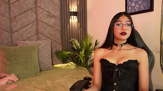 amberthangels online show from 10.11.25