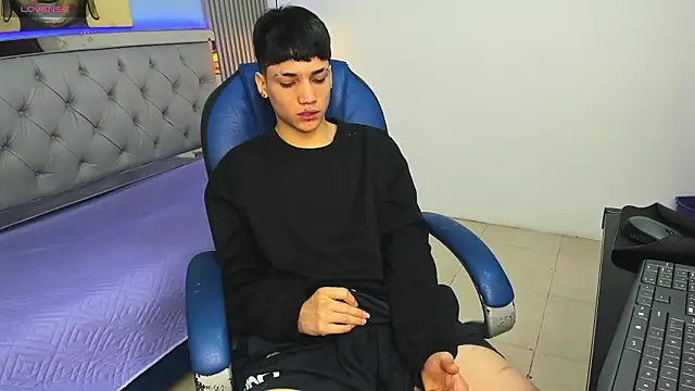 SamBlack  online show from 02.05.26