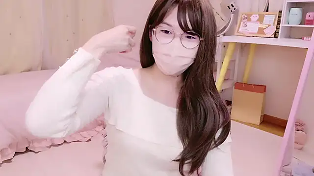 SAYORIxo online show from 12.04.25