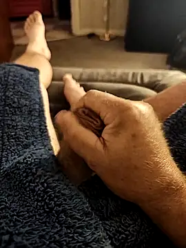 hubbyfun19 online show from 09.28.25