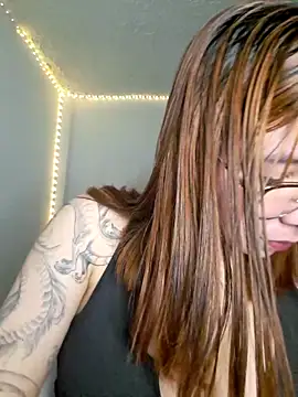 -Miaa  online show from 10.10.25