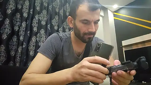 Apooabe online show from 11.25.25