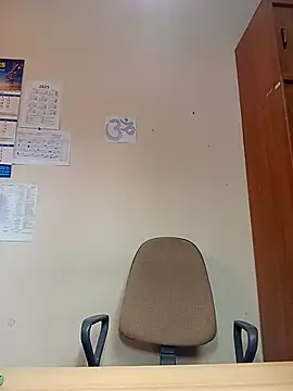 Ami Foxy online show from 10.30.25