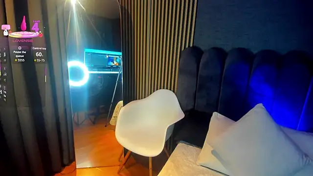 Gina 77 online show from 10.20.25