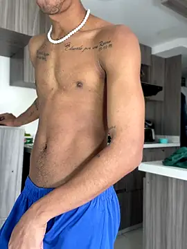 RyanScot4 online show from 10.12.25