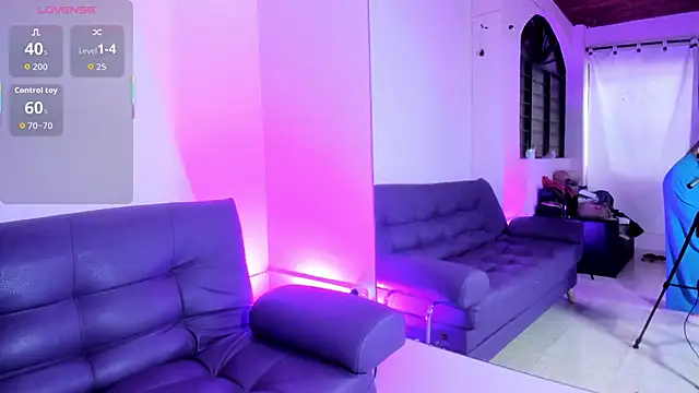 AntonellaJohnston online show from 09.16.25