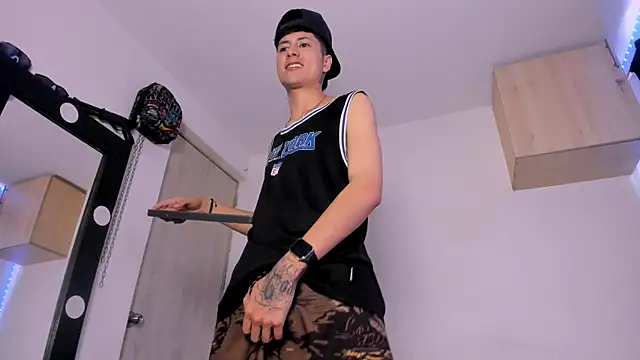 Mateo Escobar online show from 09.20.25