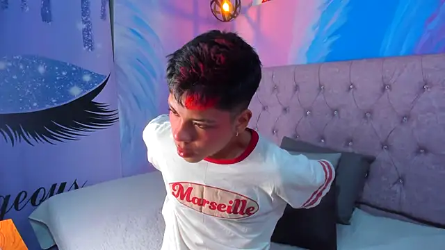 MaxiWildd online show from 11.14.25