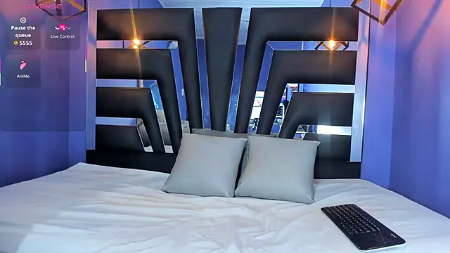 anne-brown13 online show from 11.19.25