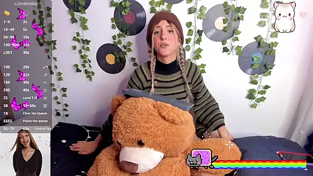 Amy Moonlight online show from 09.20.25