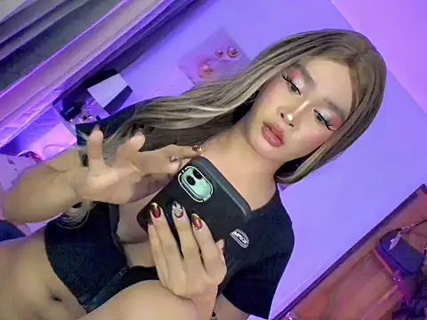Spicyhugecock69 online show from 06.13.26