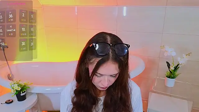 Adetta online show from 09.16.25