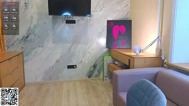 miss bubbles  online show from 10.02.25