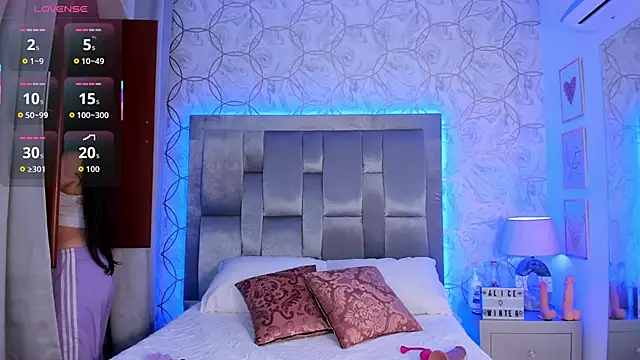 AlliceWinter online show from 10.13.25