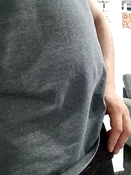 Bradd 32 online show from 09.24.25