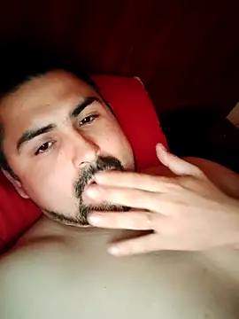 Bradd 32 online show from 09.27.25