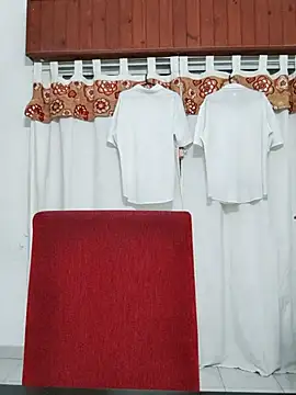 Bradd 32 online show from 11.17.25