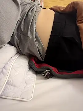 Snapshot of opna8 chatting on 02.13.26 opna8 online show from 02.13.26