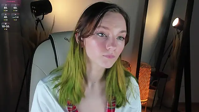 Nilliee Sugar online show from 09.16.25