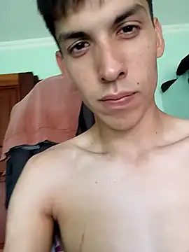 Snapshot of frankitocam4 chatting on 12.03.25 frankitocam4 online show from 12.03.25