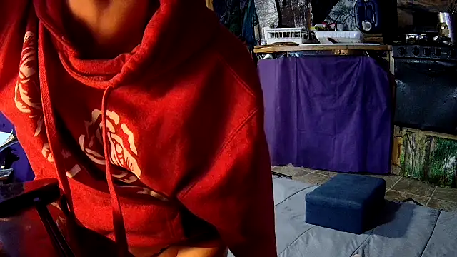 Snapshot of aquafoxy chatting on 10.01.25 aquafoxy online show from 10.01.25