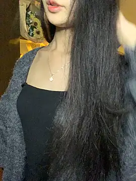 Nhinhi18 online show from 11.16.25