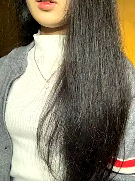 Nhinhi18 online show from 12.15.25