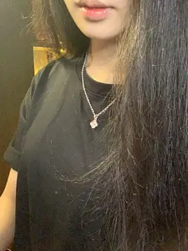 Nhinhi18 online show from 04.25.26