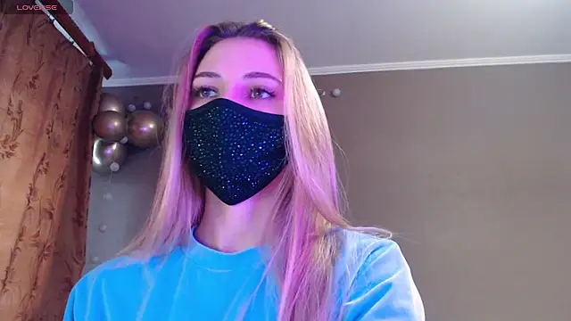 Iris lave online show from 11.09.25