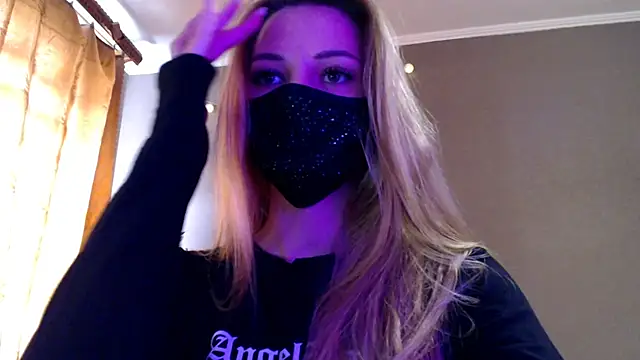 Iris lave online show from 04.10.26